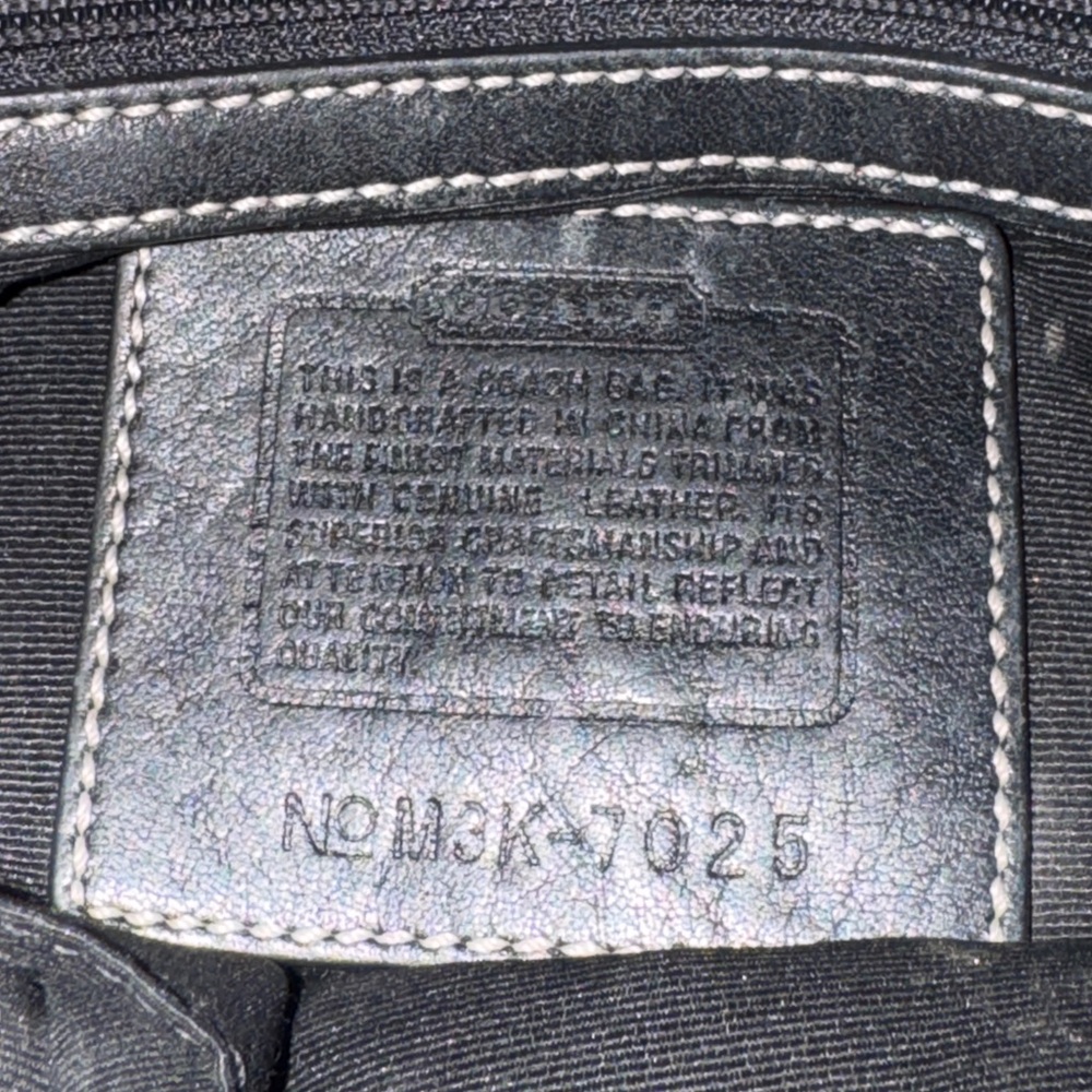 Vintage Coach Soho Black Leather and Canvas Monogram Logo Shoulder Bag - Picture 8 of 8